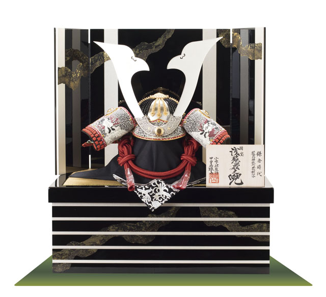 五月人形（広島　厳島神社所蔵（鎌倉時代後期）　国宝模写 浅葱綾威大鎧　収納台三分の二兜飾り