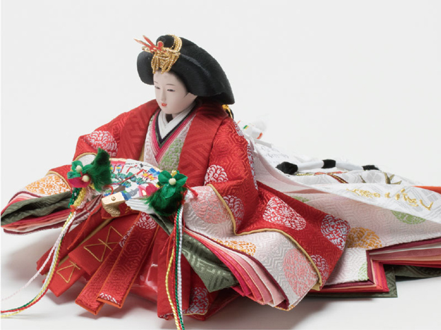 雛人形・京十一番親王　焼桐平台飾り　ＮＯ１００９Ｅ 女雛のお顔と衣装