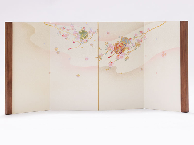 雛人形・京十一番親王タモ材収納飾りＮｏ１０２８セット 金彩　屏風
