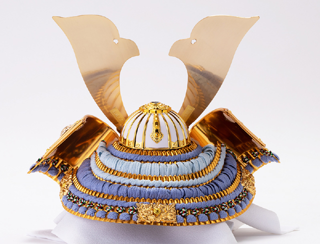 五月人形・パステルカラー兜 収納飾り　青藤義経収納セット　Ｎｏ５５０１Ａ　兜の背面