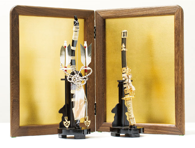 五月人形・重文模写 紫裾濃威大鎧 兜平台飾りNo311G 飾台・屏風