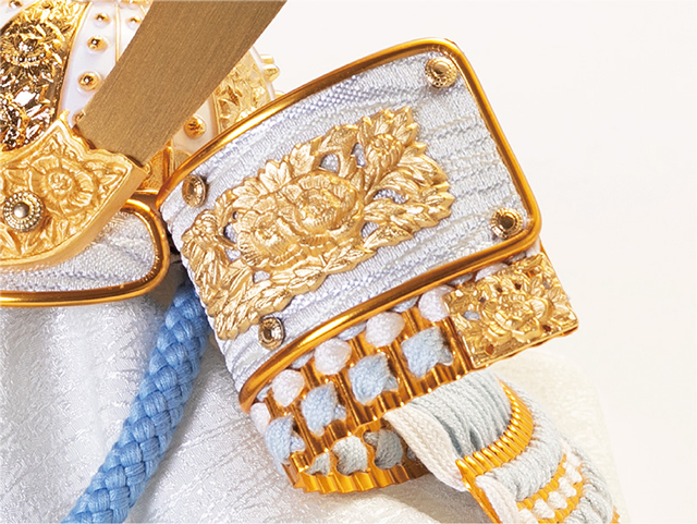 五月人形・パステルカラー兜 収納飾り　水色源氏兜収納セット　Ｎｏ５３０Ａ 兜の吹き返し