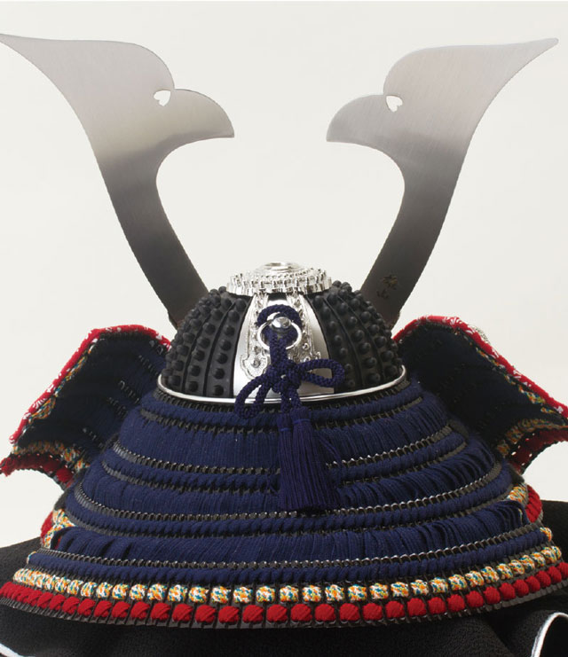 五月人形・広島 厳島神社所蔵 国宝模写 紺糸威兜平台飾りNo311-F 兜の背面