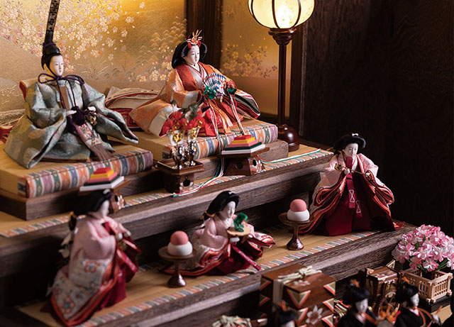 雛人形・京十番親王芥子官女・五人囃子付焼桐三段飾りセット　Ｎｏ３０１０C　焼桐飾り