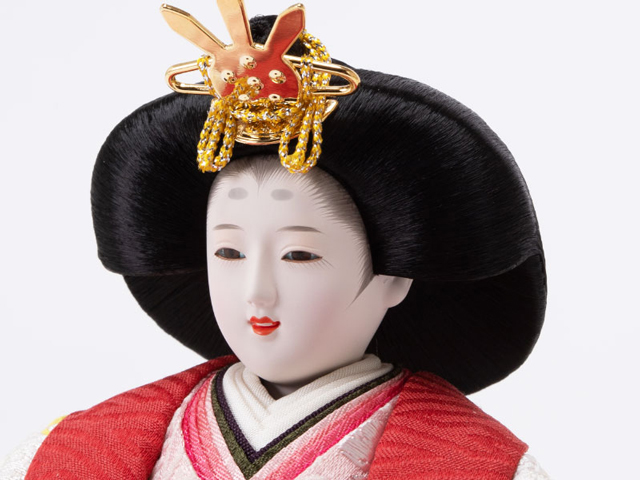 雛人形・京十二番塗りタモ平台親王飾りＮｏ１３０４　女雛のお顔