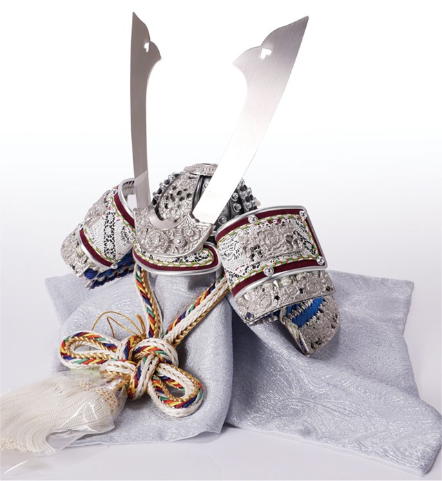 五月人形・パステルカラー兜 平台飾り　Ｎｏ３３３　兜本体