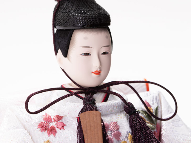 雛人形・京十一番親王柳官女付白木塗桐三段飾りセット　Ｎｏ３００２Ａ　男雛のお顔
