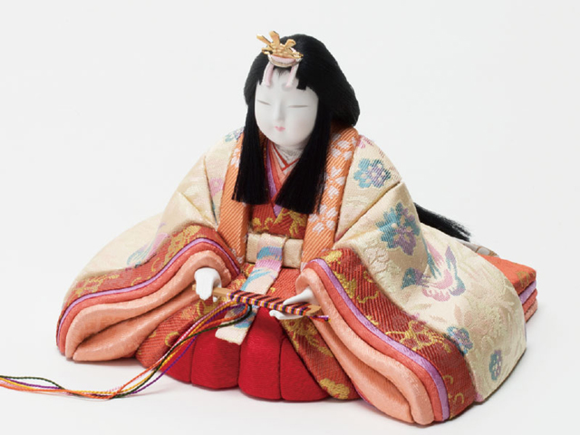 雛人形・木目込人形 真多呂作　京極紫雛　Ｎｏ９９３０１２　女雛の衣装とお顔
