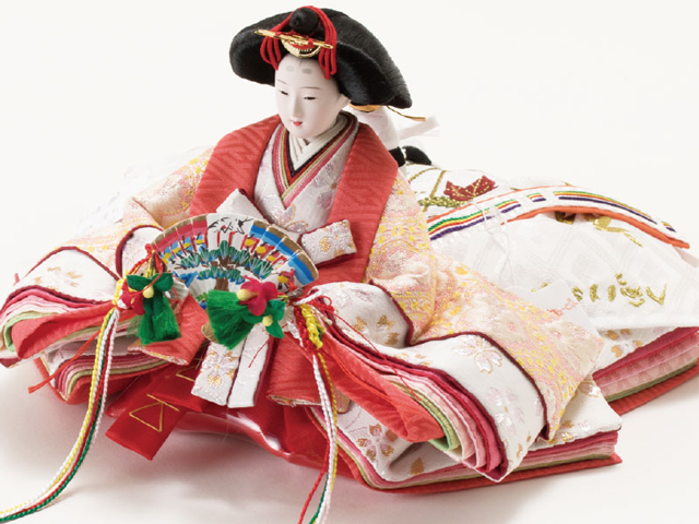 雛人形・京十一番親王　焼桐収納飾り　No1032  女雛のお顔と衣装